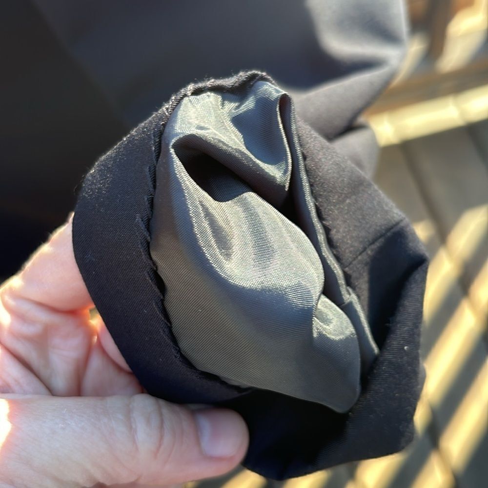 Apostrophe Black blazer - Picture 5 of 13